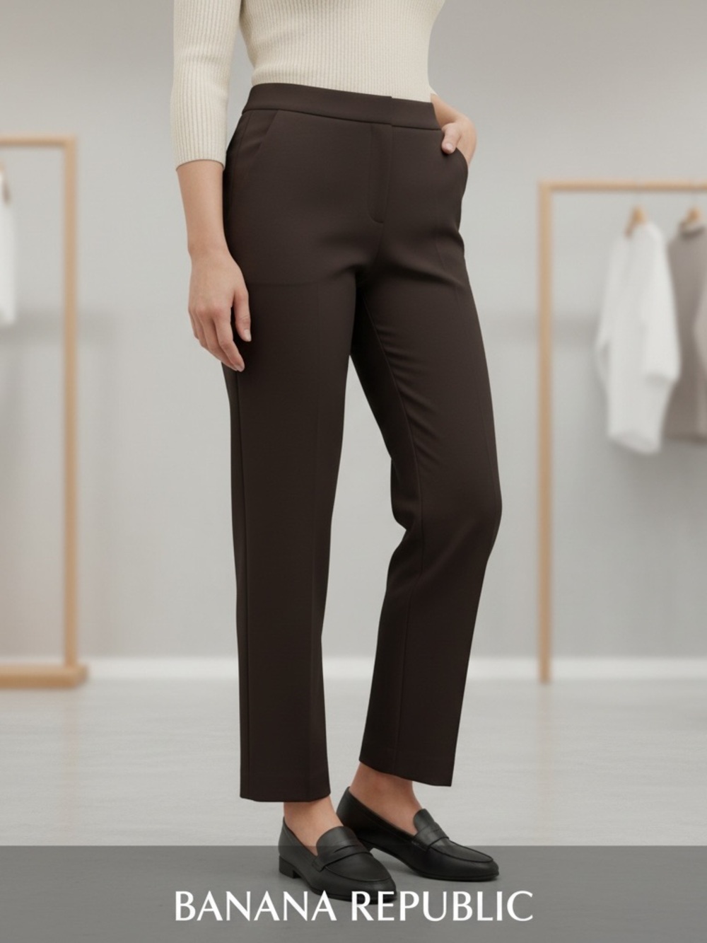 Banana Republic Women's Dark Brown Straight-Leg Pants Size 8 - NWT!